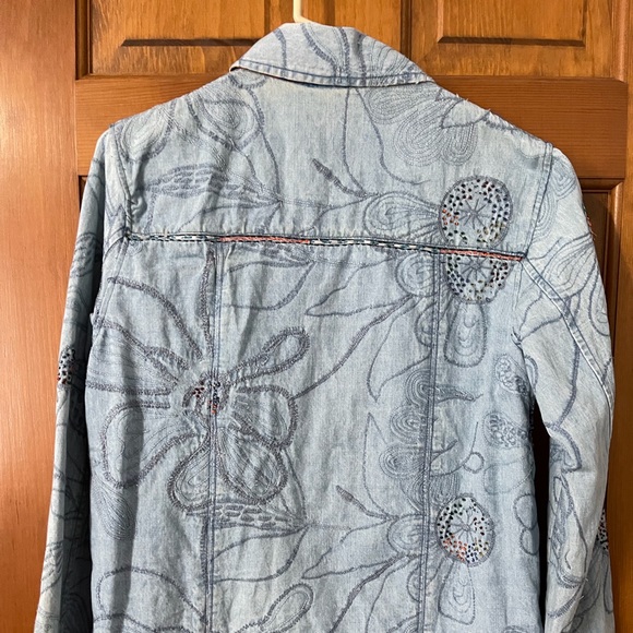 Chicos Embroidered Denim Jean Jacket 90s Embroidered Size 1 - Picture 2 of 6